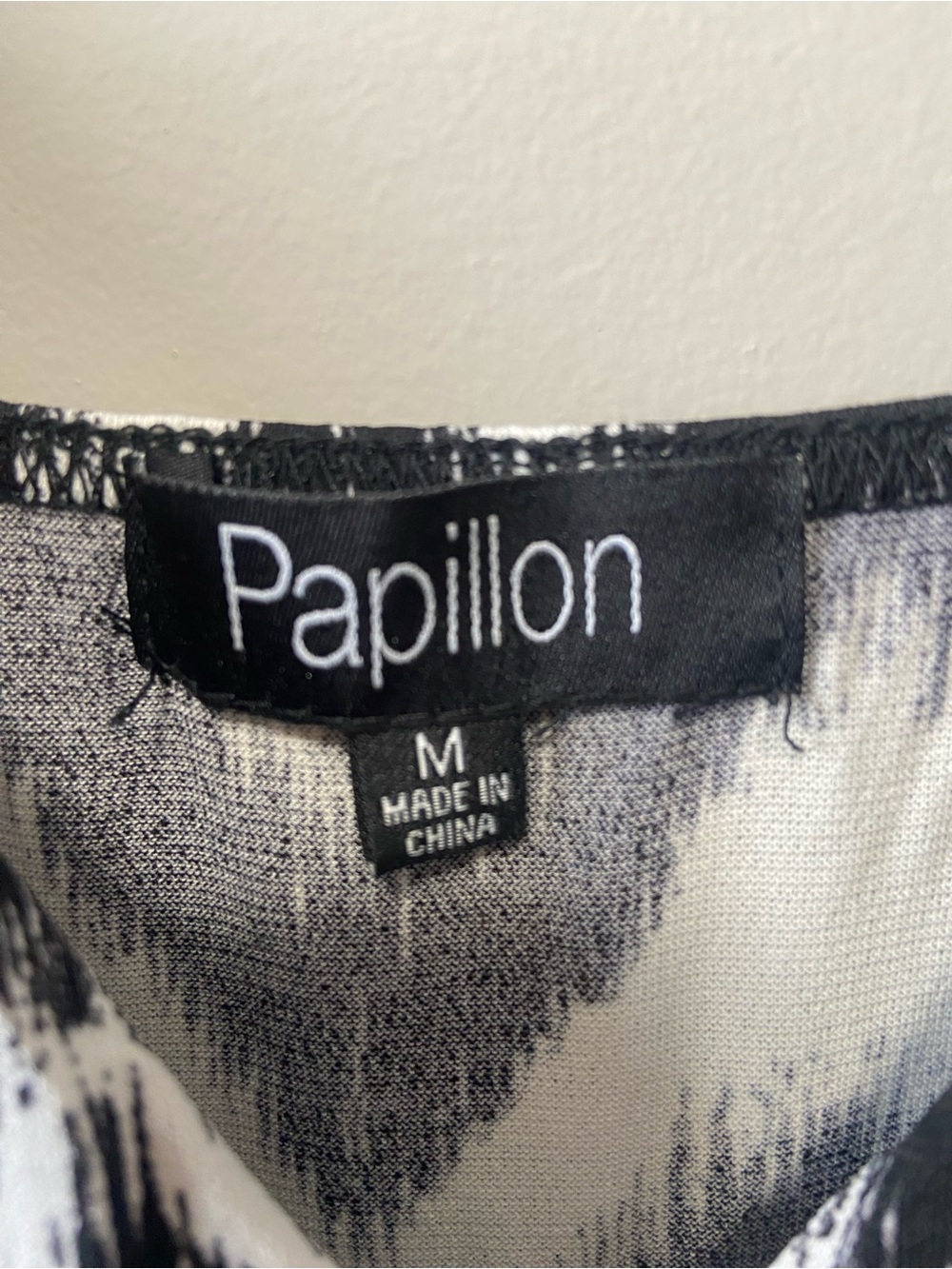 Papillon Blanc Black & White Zigzag Maxi Dress - Picture 4 of 7